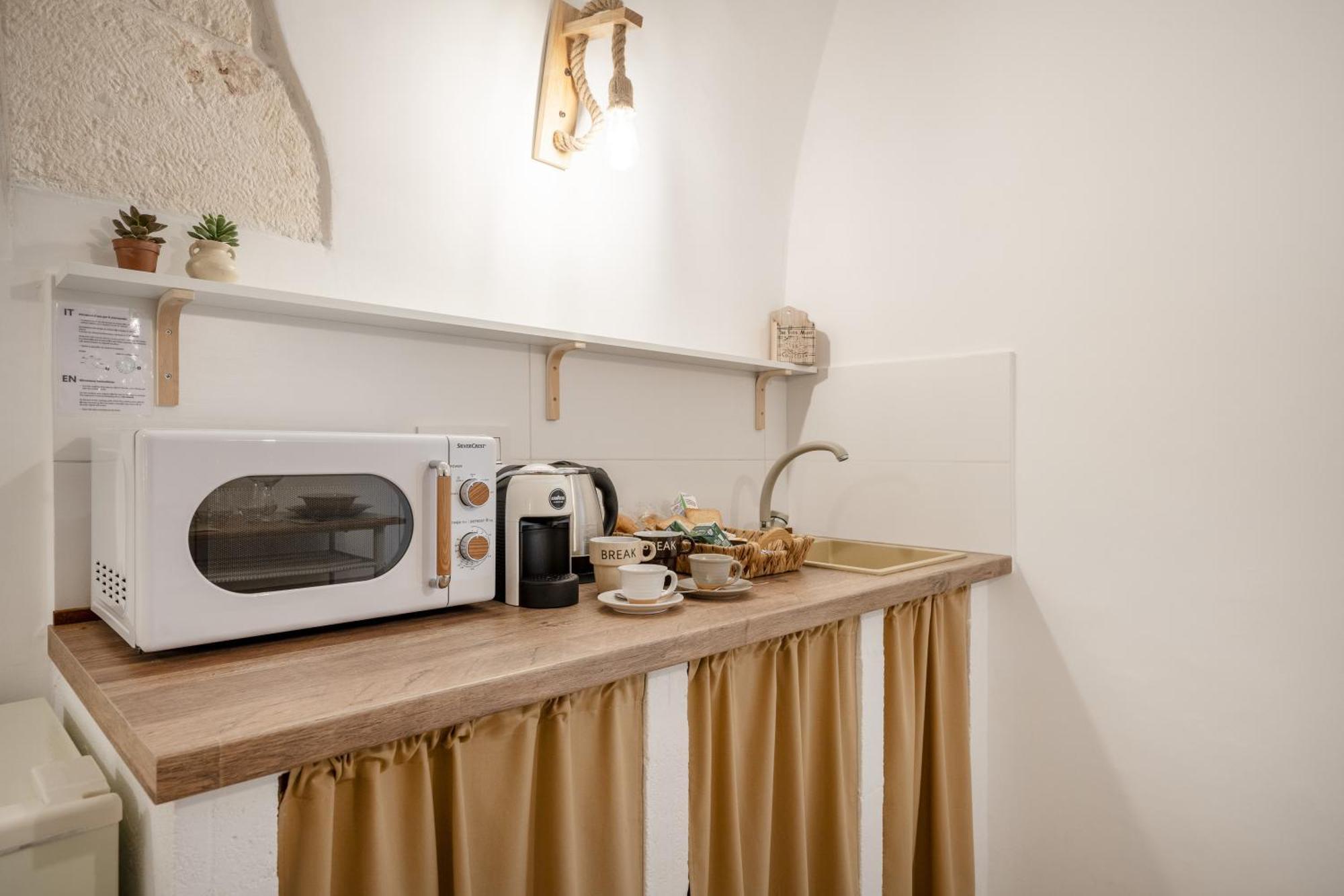 Dimora Giulia Luxury Suite And Room กัสเตลลานา กรอตเต ภายนอก รูปภาพ